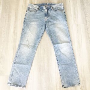 Gap Jeans Men's 36x32 Light Blue Wash Straight Leg Jeans Pants